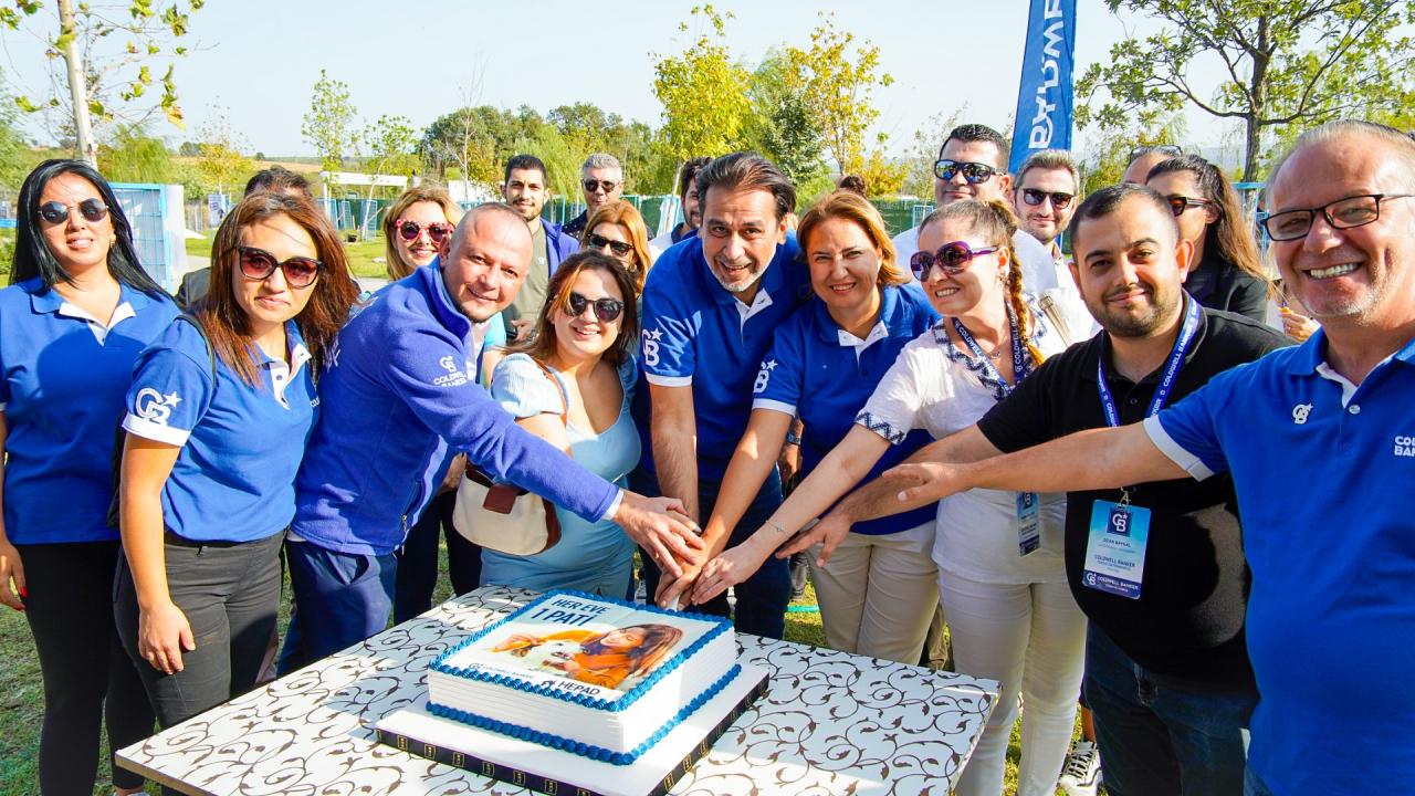 Sokak Hayvanları için Coldwell Banker’den dev destek