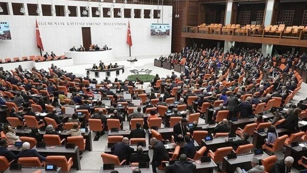 TBMM’de gündem yoğun: Çalışmayan emekliye 5 bin TL ve bütçe mesaisi