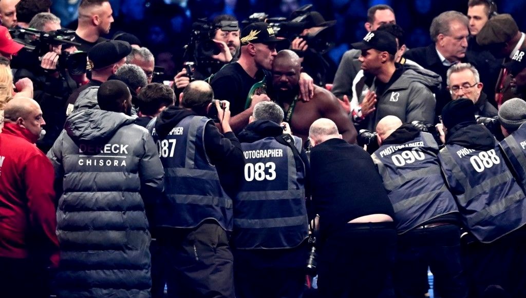 Yıldız boksörler Oleksandr Usyk ile Tyson Fury Suudi Arabistan’da karşılaşacak