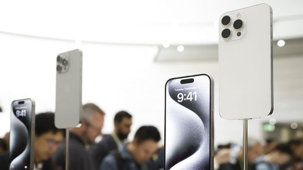 Apple iPhone’da güncelleme çalışmasını erteledi