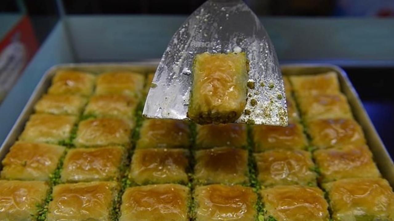 Baklavacılardan enflasyonla mücadele için indirim kararı