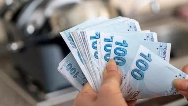 Çalışmayan emekliye 5 bin lira yarın ödeniyor