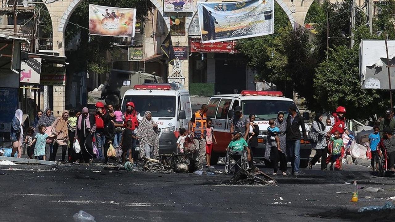 Cenin’de yaralar sarılamıyor: Alt yapıda büyük yıkım