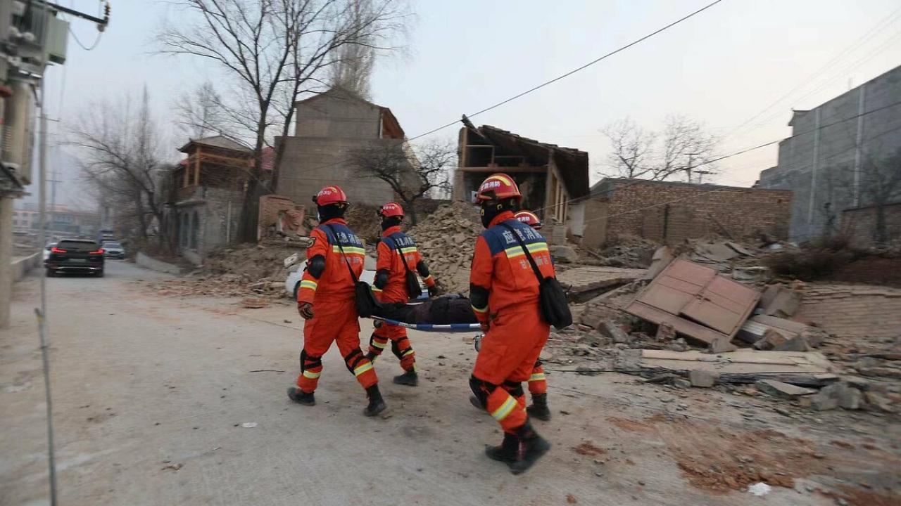 Çin’de yaşanan depremde ölü sayısı artıyor