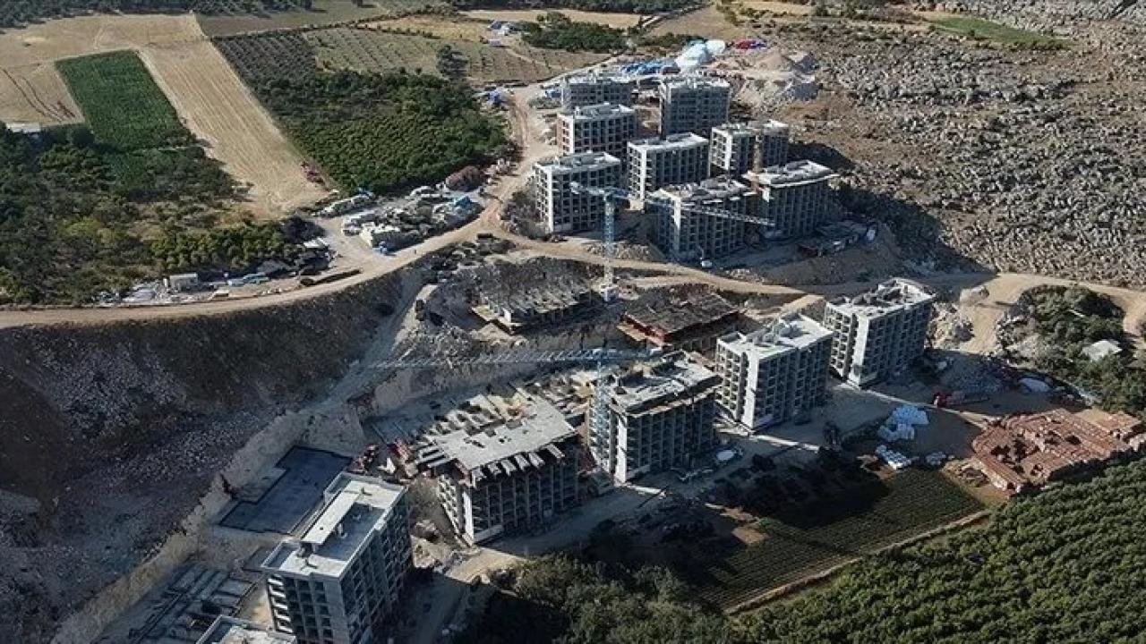 Hatay’da deprem konutlarının teslimi için geri sayım başladı