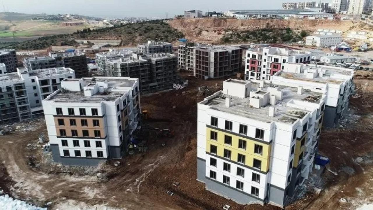 İskenderun’daki bazı TOKİ konutları için teslim tarihi belli oldu