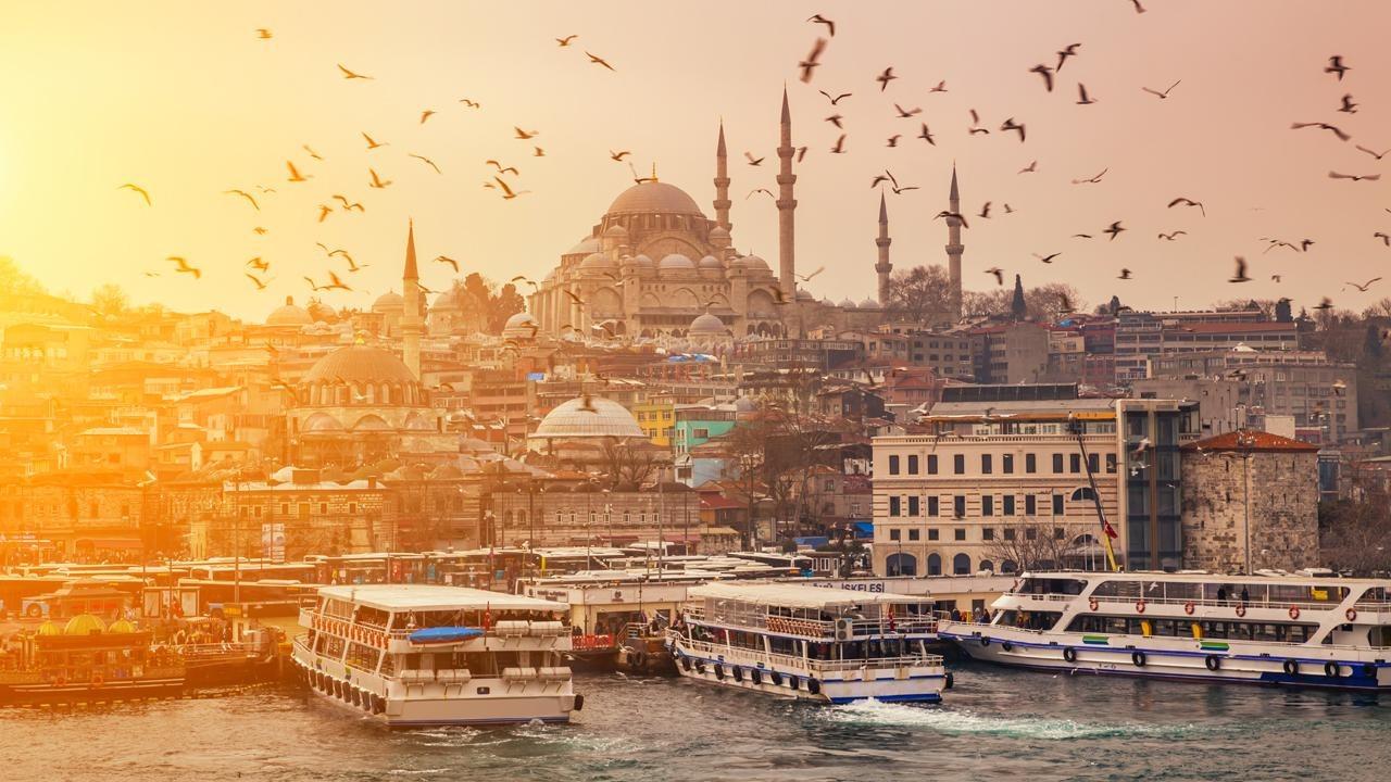 İstanbul’a 9 ayda 13 milyon turist geldi