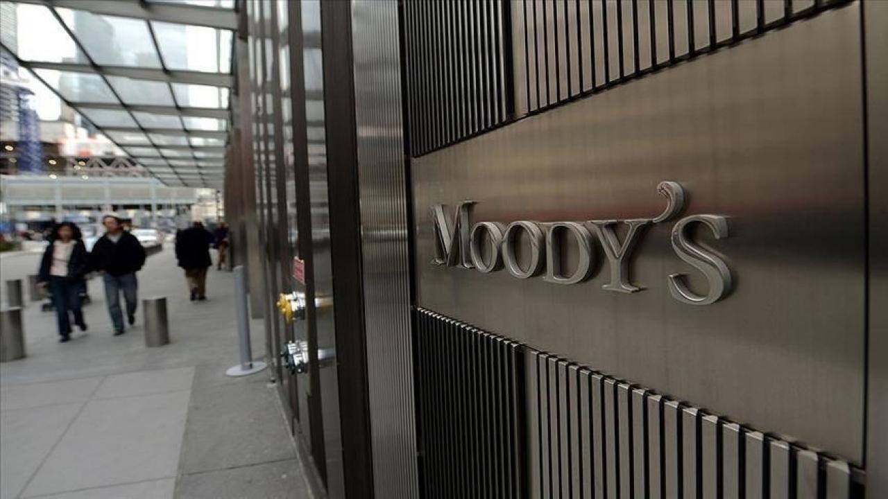 Moody’s ABD’nin notunu düşürdü