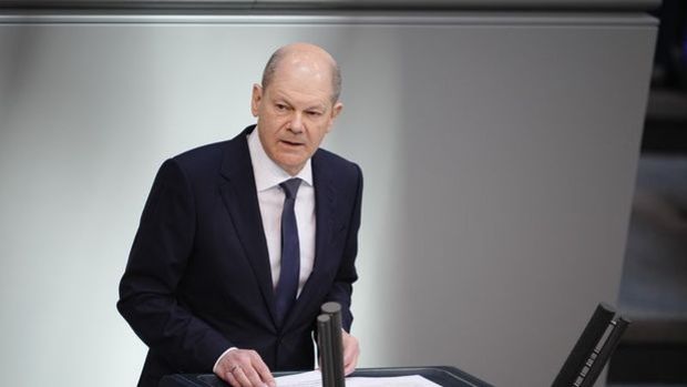 Scholz: Bütçe sıkıntılarına rağmen ekonomiyi modernleştireceğiz