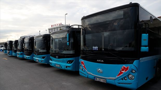 Ücretsiz ve indirimli toplu taşıma kartları için değişiklik