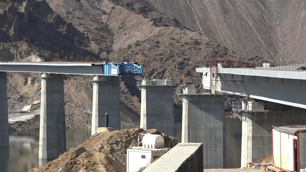 Yusufeli’nin iki yakası buluşuyor! Sadece 200 metre kaldı