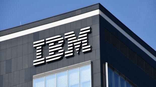 IBM’nin geliri 2023’ün son çeyreğinde arttı