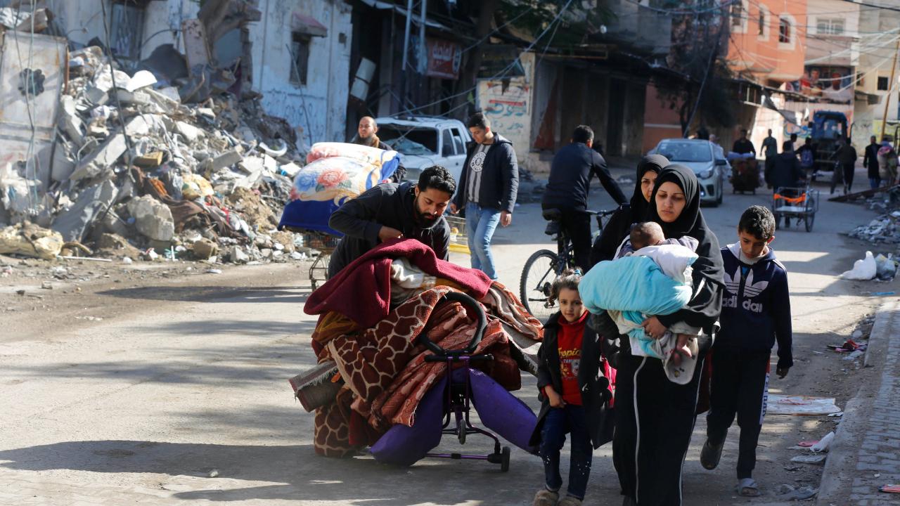 İsrail’in Gazze’lileri yerinden ediyor. Rakam 100 binleri aştı