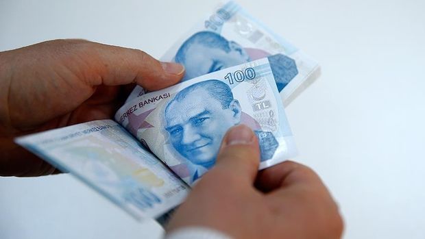 Emekli bayram ikramiyesi tutarı 3 bin lira oldu