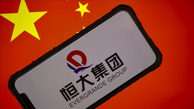 Çin’de borç krizindeki Evergrande’ye ağır ceza