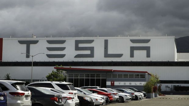 Tesla hisselerinde teslimat şoku