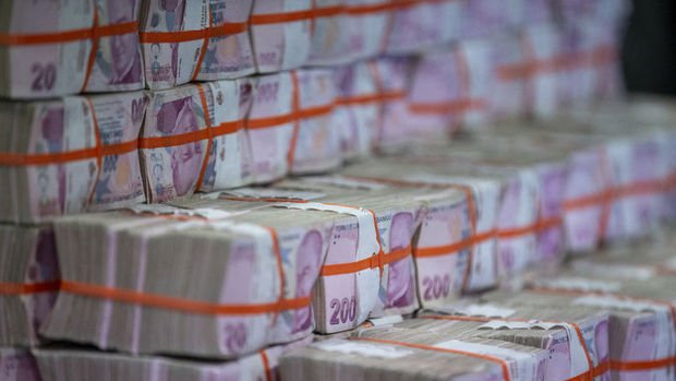 Yerli sektörlerin yükümlülükleri ise 116 trilyon lira oldu