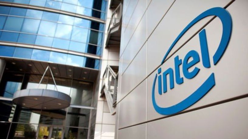 Intel’in geliri geçen yılın dördüncü çeyreğinde azaldı