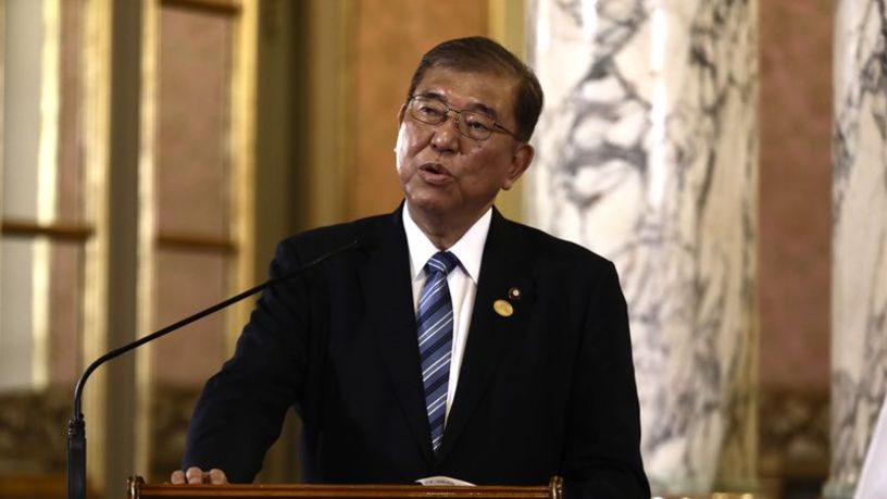 Japonya Başbakanı’ndan şirketlere yüksek maaş zammı çağrısı