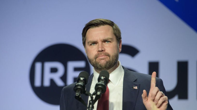JD Vance: Yapay zekaya karşı düzenlemeler sektörü öldürebilir