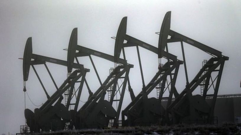Petrol haftalık kazancını koruyor
