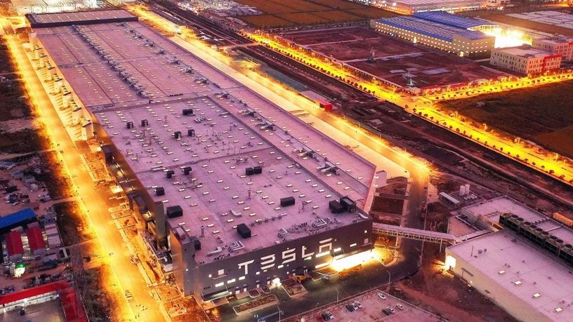 Tesla’nın Şanghay’dan gerçekleştirdiği sevkiyatlar ilk kez geriledi
