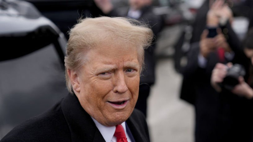Trump, Güney Afrika’ya yönelik tüm fonları askıya aldığını duyurdu
