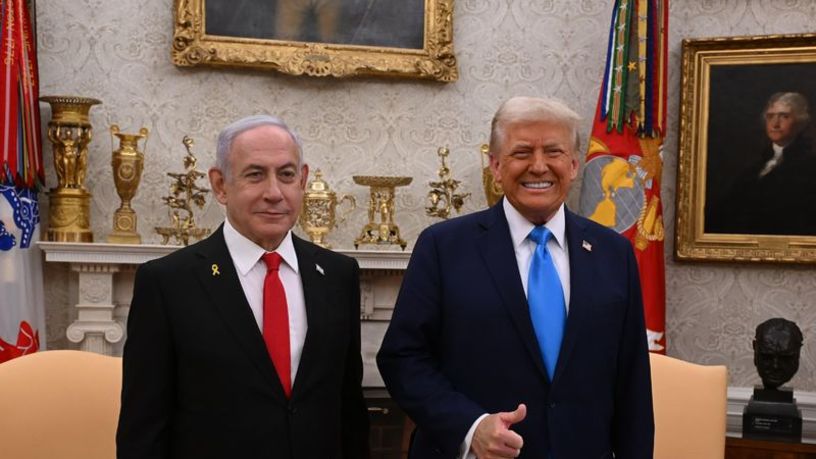 Trump: İsrail Gazze’yi ABD’ye teslim edecek