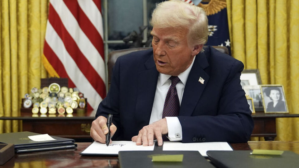 Trump: Vergide büyük indirim düzenlemesi tamam gibi